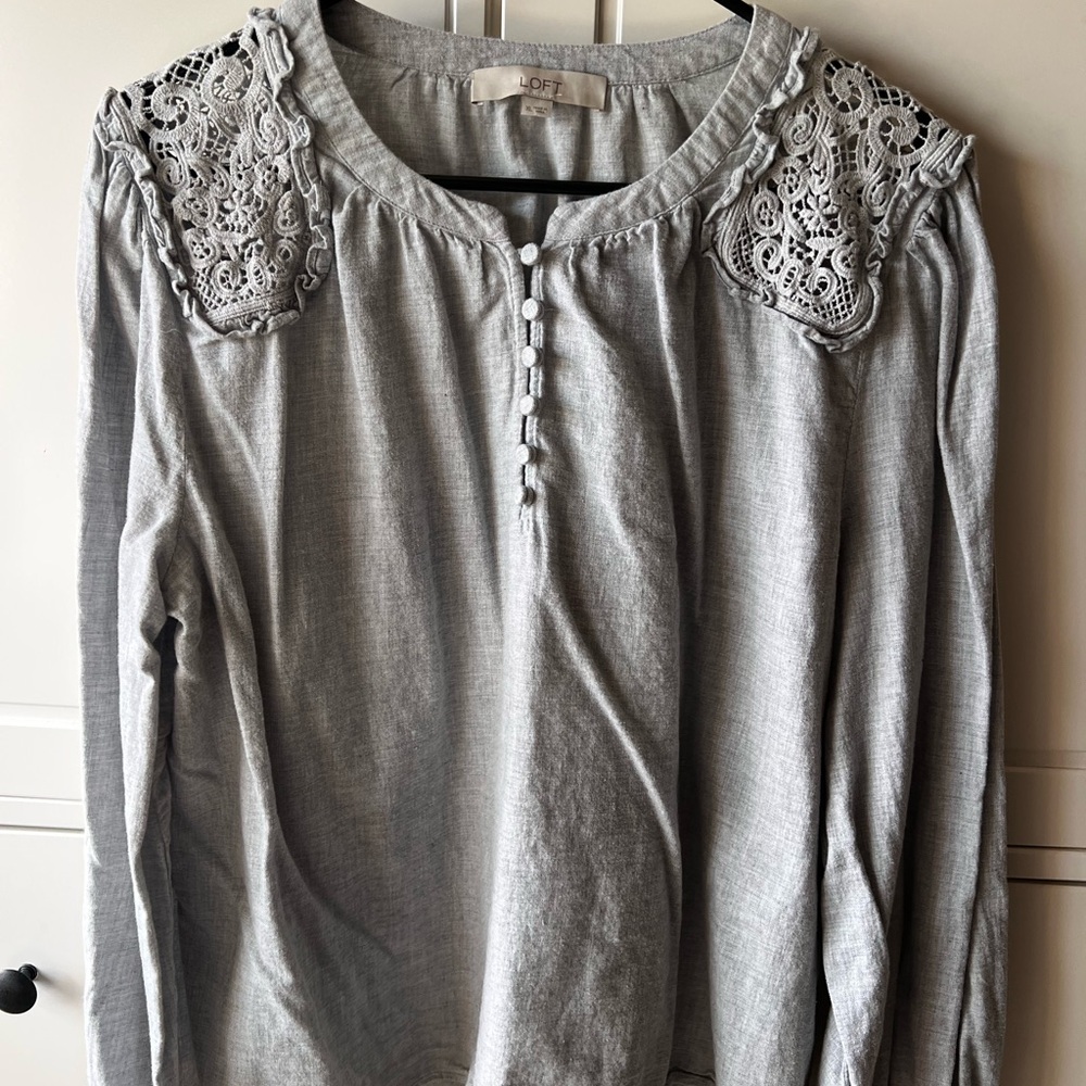 LOFT Light Gray Crochet-Shoulder Long Sleeve Henley